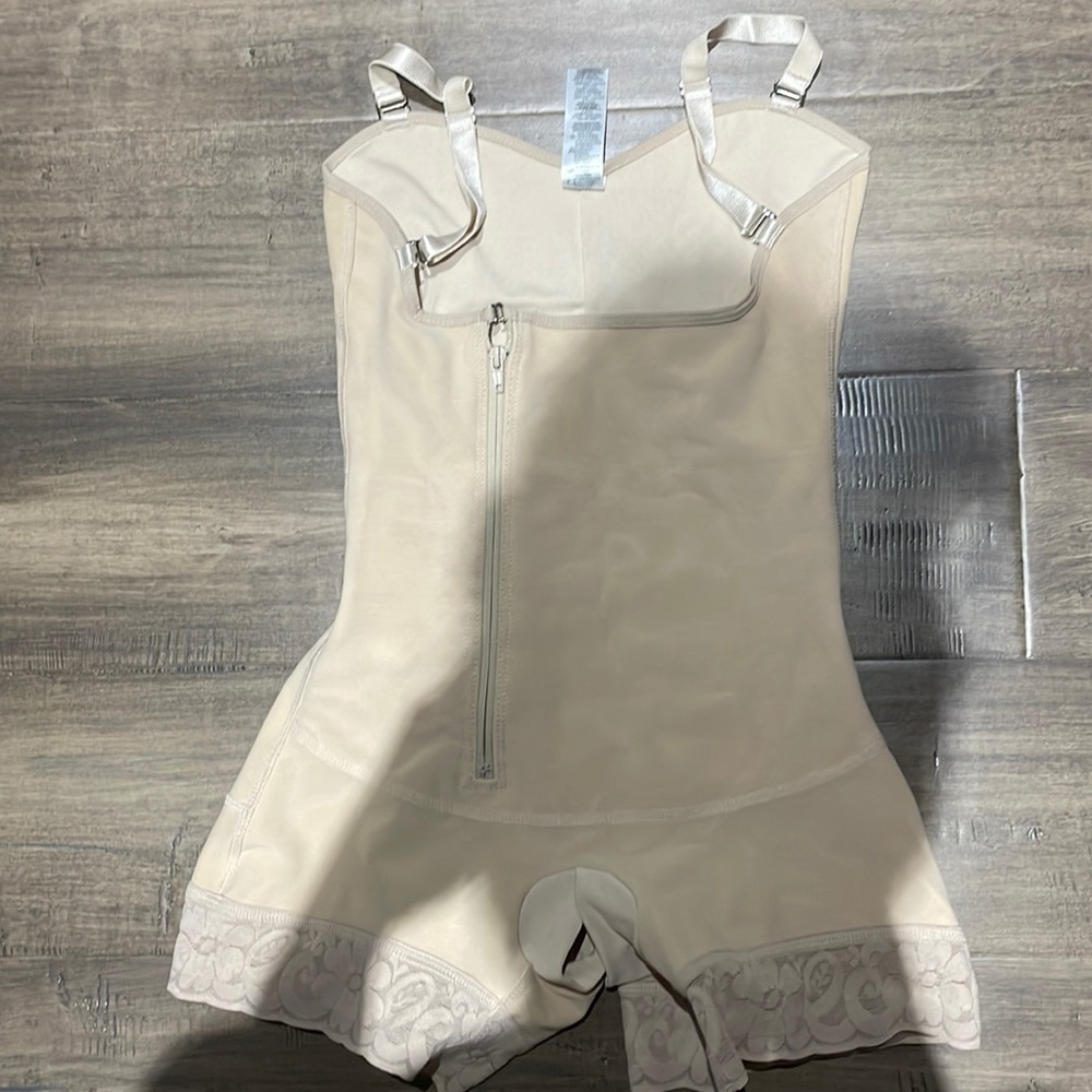 Faja medical grade compression garment